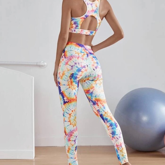 Vibrant and Colorful Tie Dye Sports Set - Picture 3 of 6
